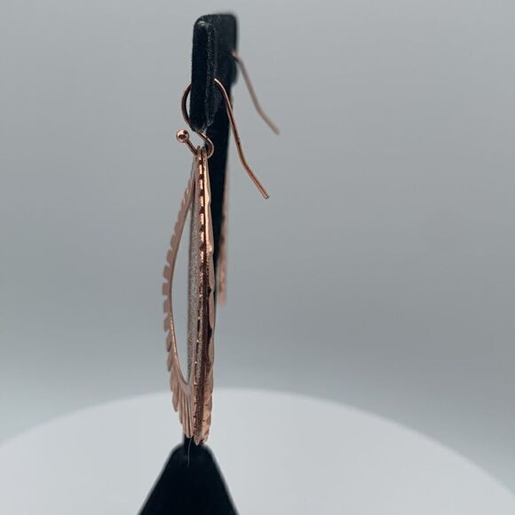 Vintage Hammered Copper Teardrop Dangle Earrings, Unmarked - Picture 3 of 3